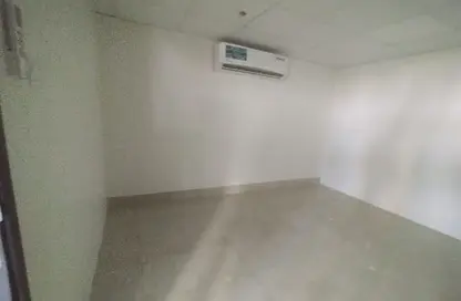 Office Space - Studio - 1 Bathroom for rent in Al Shafar Tower - Barsha Heights (Tecom) - Dubai