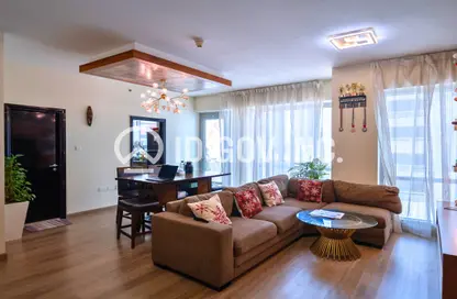 Apartment - 3 Bedrooms - 2 Bathrooms for sale in La Riviera - Dubai Marina - Dubai