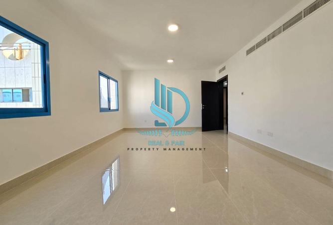 16086000 - Property Image 2