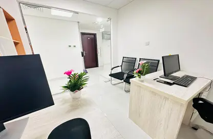 Office Space - Studio - 1 Bathroom for rent in Silver Home Building - Hor Al Anz - Deira - Dubai