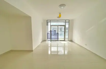 Apartment - 2 Bedrooms - 3 Bathrooms for rent in Muwailih Building - Muwaileh - Sharjah