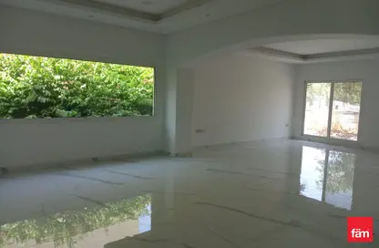 Villa - 4 Bedrooms - 6 Bathrooms for rent in Meadows 1 - Meadows - Dubai