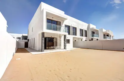 Townhouse - 4 Bedrooms - 6 Bathrooms for sale in Aspens - Yas Acres - Yas Island - Abu Dhabi