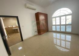 صورةغرفة فارغة لـ: شقة - 1 غرفة نوم - 1 حمام للكراء في فلل مدينة محمد بن زايد - مدينة محمد بن زايد - أبوظبي, صورة 1