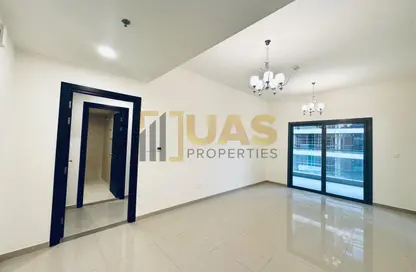 Apartment - 1 Bedroom - 2 Bathrooms for rent in Jumeirah Garden City - Al Satwa - Dubai