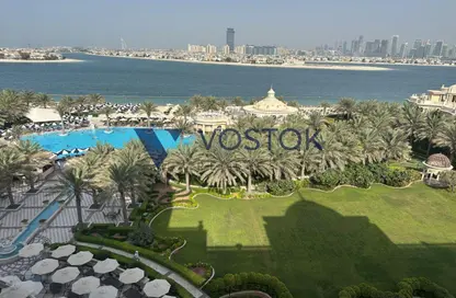 Apartment - 2 Bedrooms - 3 Bathrooms for sale in Raffles The Palm - The Crescent - Palm Jumeirah - Dubai