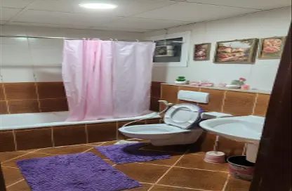 Apartment - 1 Bedroom - 2 Bathrooms for rent in Queen Tower - Al Qasba - Sharjah