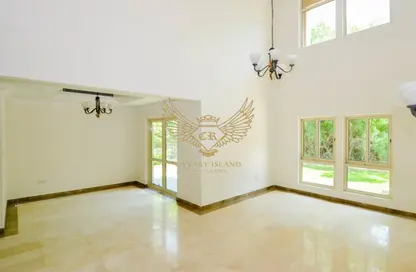 Villa - 4 Bedrooms - 5 Bathrooms for rent in Entertainment Foyer - Mediterranean Clusters - Jumeirah Islands - Dubai