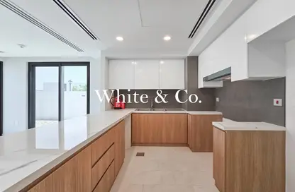 تاون هاوس - 3 غرف نوم - 4 حمامات للايجار في لا روزا 5 - لا روزا - فيلا نوفا - دبي لاند - دبي تاون هاوس - 3 غرف نوم - 4 حمامات للايجار في لا روزا 5 - لا روزا - فيلا نوفا - دبي لاند - دبي