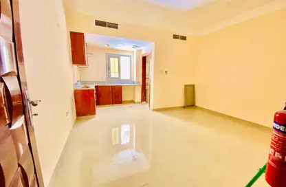 Apartment - Studio - 1 Bathroom for rent in Muwaileh 29 Building - Muwaileh - Sharjah