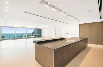 Apartment - 5 Bedrooms - 6 Bathrooms for sale in Mansion 6 - W Residences - Palm Jumeirah - Dubai