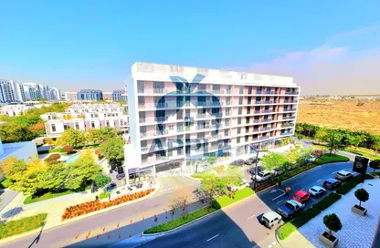 Apartment - 2 Bedrooms - 3 Bathrooms for rent in Tiraz 2 - Aljada - Sharjah
