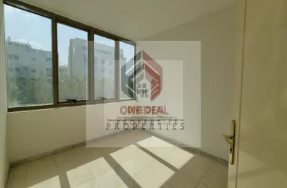 Apartment - 2 Bedrooms - 2 Bathrooms for rent in Al Murabaa - Al Ain