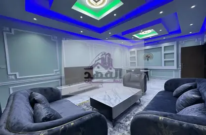 Living Room image for: Apartment - 2 Bedrooms - 3 Bathrooms for rent in Oasis Tower - Al Rashidiya 1 - Al Rashidiya - Ajman, Image 1