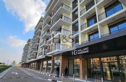 Apartment - 2 Bedrooms - 3 Bathrooms for rent in Holland Gardens - Town Square - Dubai