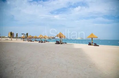 شقة - 1 حمام للايجار في فيروز - باب البحر - جزيرة المرجان - رأس الخيمة