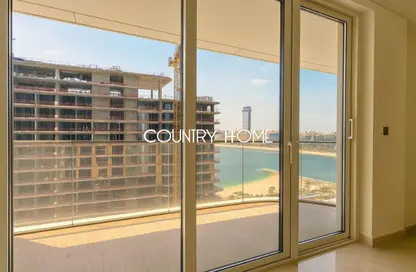 Apartment - 1 Bedroom - 2 Bathrooms for rent in Palace Beach Residence Tower 2 - Palace Beach Residence - EMAAR Beachfront - Dubai Harbour - Dubai