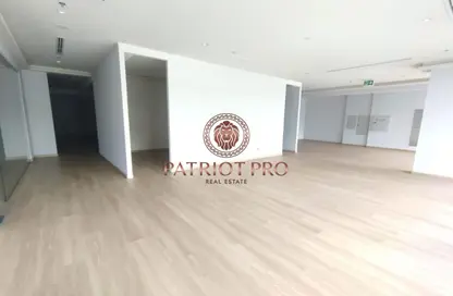 متجر - استوديو - 3 حمامات للايجار في برج حديقة الشعفار - الكرامة - دبي متجر - استوديو - 3 حمامات للايجار في برج حديقة الشعفار - الكرامة - دبي