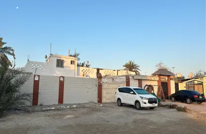 Villa - 7+ Bedrooms - 7+ Bathrooms for sale in Al Sabkha - Al Riqqa - Sharjah