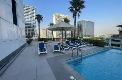 Apartment - 1 Bedroom - 2 Bathrooms for rent in SOL Bay - Business Bay - Dubai