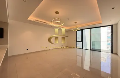 Apartment - 1 Bedroom - 2 Bathrooms for rent in Al Manal La Rose - Jumeirah Village Circle - Dubai