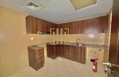 Apartment - 1 Bedroom - 2 Bathrooms for rent in Sahara Tower 3 - Sahara Complex - Al Nahda - Sharjah