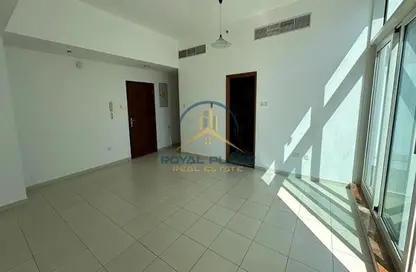 Apartment - 2 Bedrooms - 2 Bathrooms for rent in Cascades Tower - Dubai Marina - Dubai