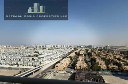 شقة - 2 غرف نوم - 3 حمامات للبيع في عزيزي بلازا - الفرجان - دبي