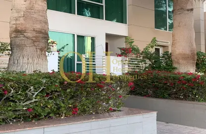 Apartment - 3 Bedrooms - 4 Bathrooms for sale in Marina Square - Al Reem Island - Abu Dhabi