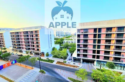 Apartment - 2 Bedrooms - 3 Bathrooms for sale in Tiraz 3 - Aljada - Sharjah