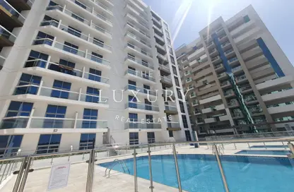 Apartment - 2 Bedrooms - 3 Bathrooms for sale in Azizi Star - Al Furjan - Dubai