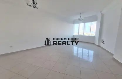 شقة - 2 غرف نوم - 2 حمامات للايجار في 1 زاخر تاور - أبراج زاخر - التعاون - الشارقة