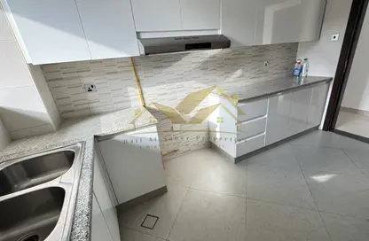 Apartment - 2 Bedrooms - 3 Bathrooms for rent in Jumeirah Garden City - Al Satwa - Dubai