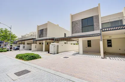 Apartment - 3 Bedrooms - 3 Bathrooms for sale in Zinnia - The Roots DAMAC Hills 2 - Damac Hills 2 - Dubai
