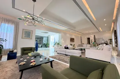 Living Room image for: Villa - 7 Bedrooms for sale in Umm Suqeim 3 Villas - Umm Suqeim 3 - Umm Suqeim - Dubai, Image 1