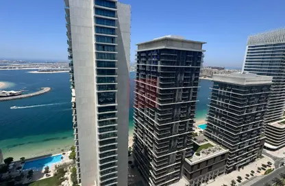 Apartment - 1 Bedroom - 1 Bathroom for sale in Marina Vista - EMAAR Beachfront - Dubai Harbour - Dubai