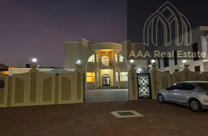 Villa - 5 Bedrooms - 6 Bathrooms for rent in Al Khawaneej 2 - Al Khawaneej - Dubai Villa - 5 Bedrooms - 6 Bathrooms for rent in Al Khawaneej 2 - Al Khawaneej - Dubai