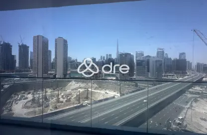 Apartment - 1 Bedroom - 2 Bathrooms for rent in The Paragon by IGO - Business Bay - Dubai