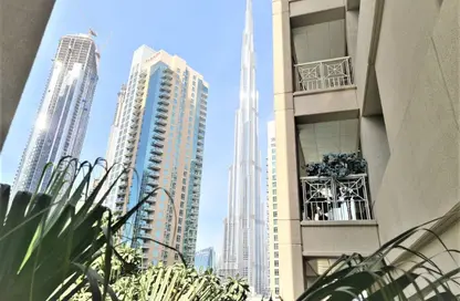 Apartment - 1 Bedroom - 1 Bathroom for sale in 29 Burj Boulevard - Downtown Dubai - Dubai