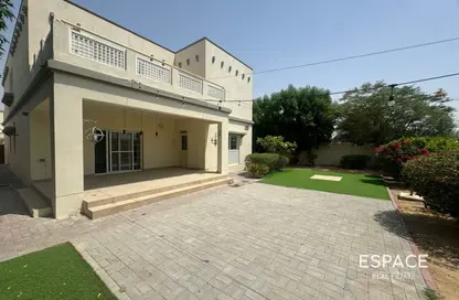 فيلا - 3 غرف نوم - 3 حمامات للايجار في الينابيع 6 - الينابيع - دبي