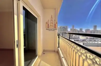 شقة - 3 غرف نوم - 3 حمامات للايجار في التعاون - الشارقة