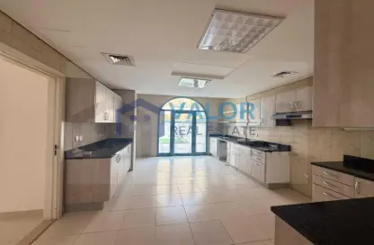 Villa - 4 Bedrooms - 6 Bathrooms for rent in Falcon City of Wonders - Dubai