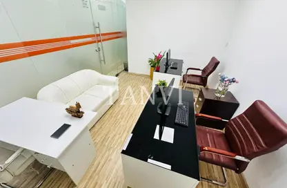 Office Space - Studio - 1 Bathroom for rent in Al Fajer Complex - Oud Metha - Bur Dubai - Dubai