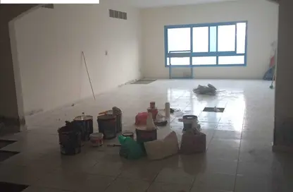 Apartment - 2 Bedrooms - 3 Bathrooms for rent in Al Rumailah 2 - Al Rumaila - Ajman