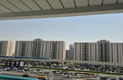 Apartment - 2 Bedrooms - 2 Bathrooms for rent in White Crown Building - Sheikh Zayed Road - Dubai