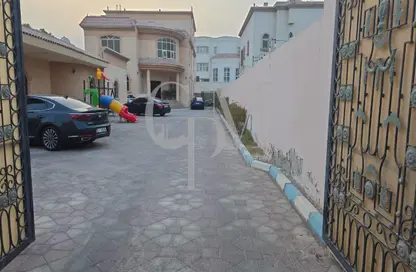 Villa - 7+ Bedrooms - 7+ Bathrooms for sale in Shakhbout City - Abu Dhabi