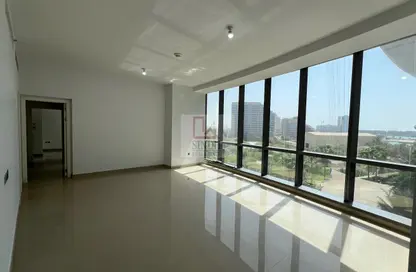 Apartment - 2 Bedrooms - 3 Bathrooms for rent in Etihad Tower 4 - Etihad Towers - Corniche Road - Abu Dhabi