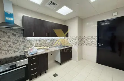 Apartment - 1 Bedroom - 2 Bathrooms for rent in Cornich Al Khalidiya - Al Khalidiya - Abu Dhabi