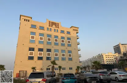 شقة - غرفة نوم - 2 حمامات للبيع في قرية الأميرة - عجمان