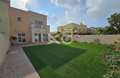 فيلا - 3 غرف نوم - 4 حمامات للبيع في الينابيع 15 - الينابيع - دبي